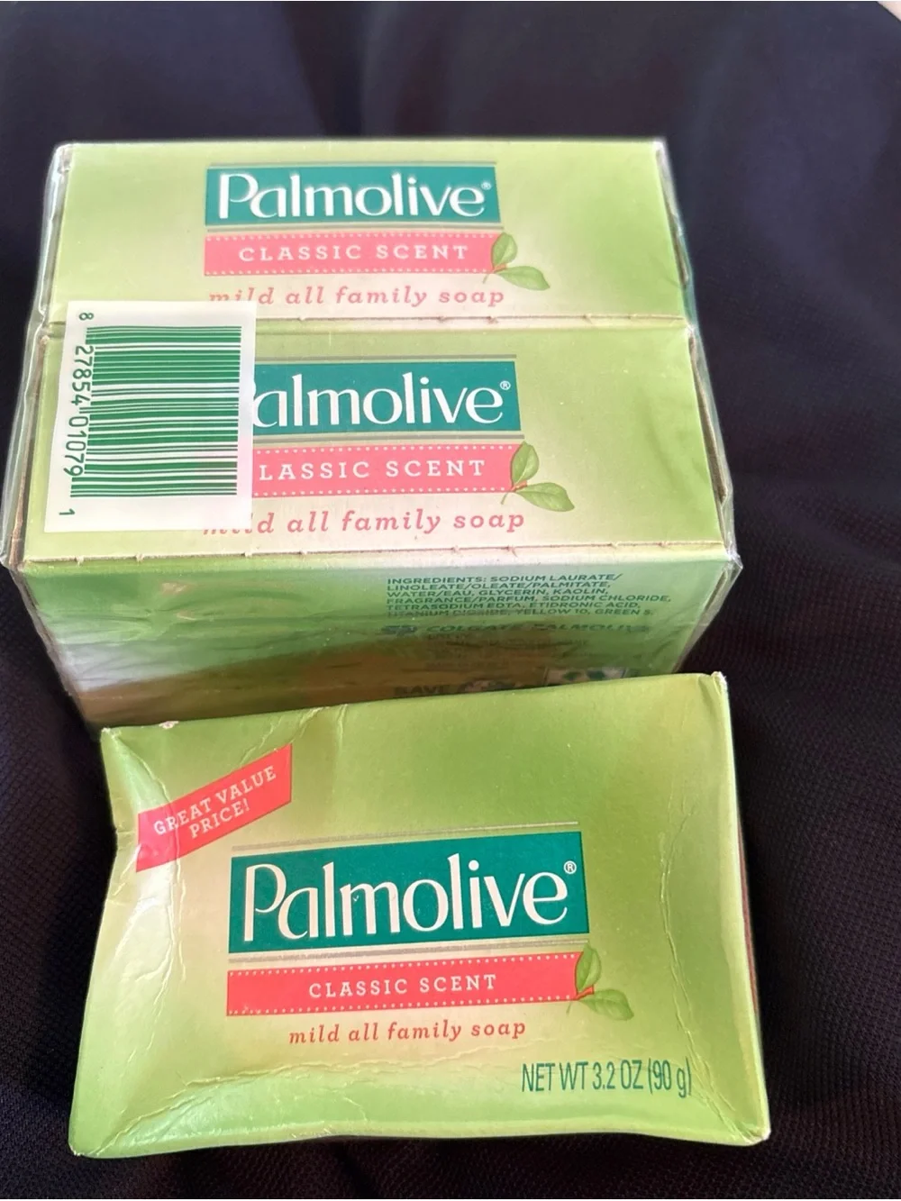 New In Package- Palmolive Classic Scent, 3 Pack Bar Soap DISCONTINUED